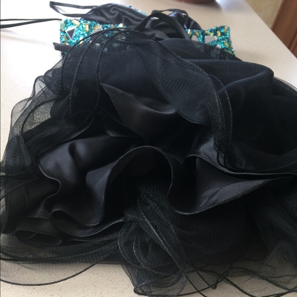 NWOT Dave and Johnny mini tulle prom dress - Picture 4 of 5